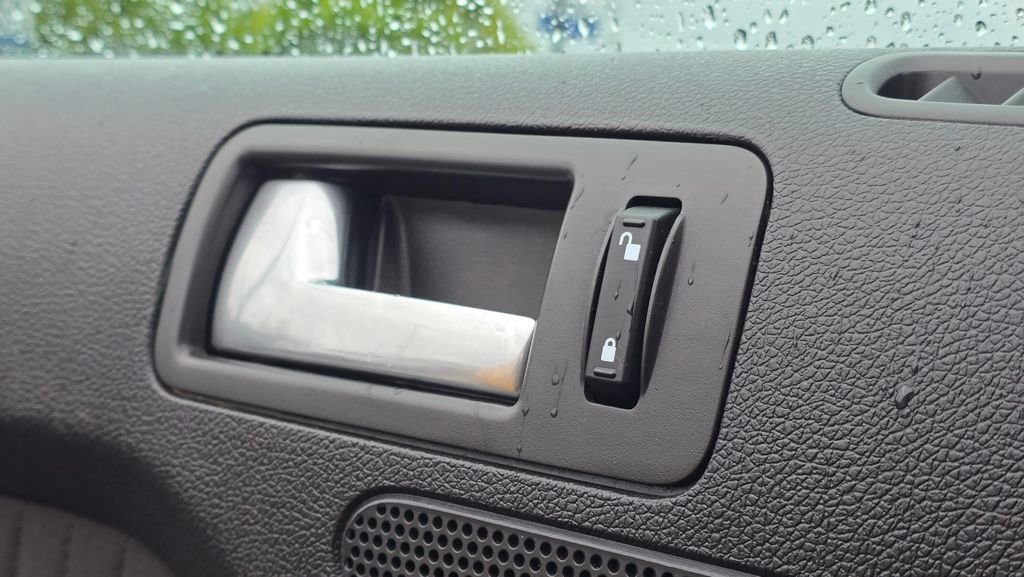 Used 2013 Ford Mustang Boss 302 w/ Boss 302 Accessory Pkg RWD image 22