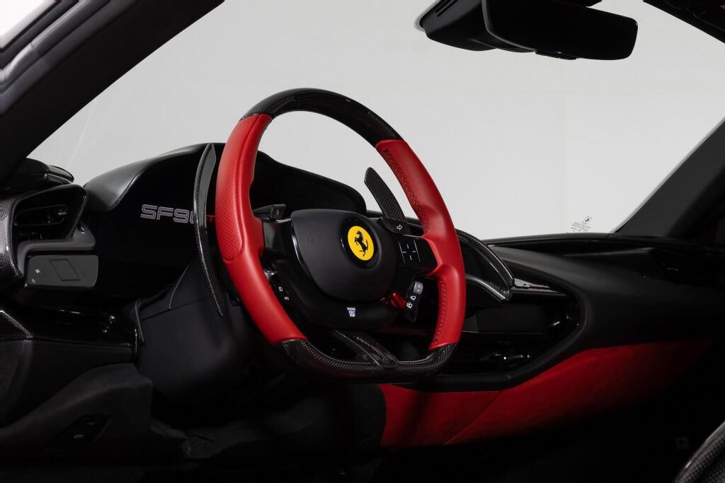 Used 2021 Ferrari SF90 Stradale image 28