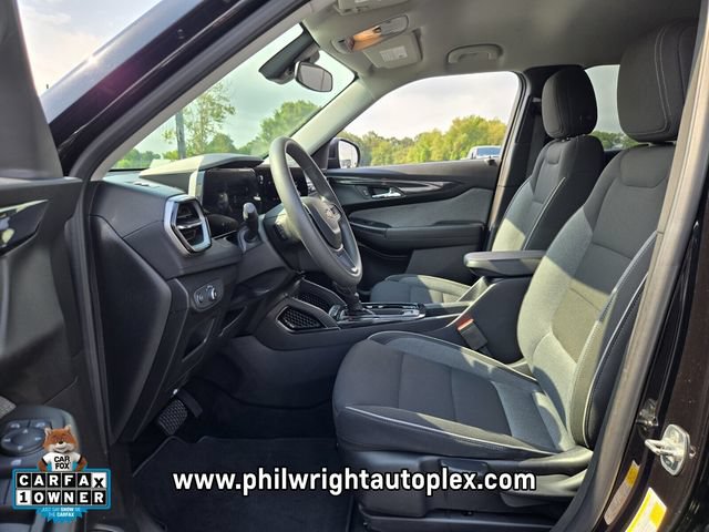 Used 2025 Chevrolet TrailBlazer LT AWD/4WD image 9