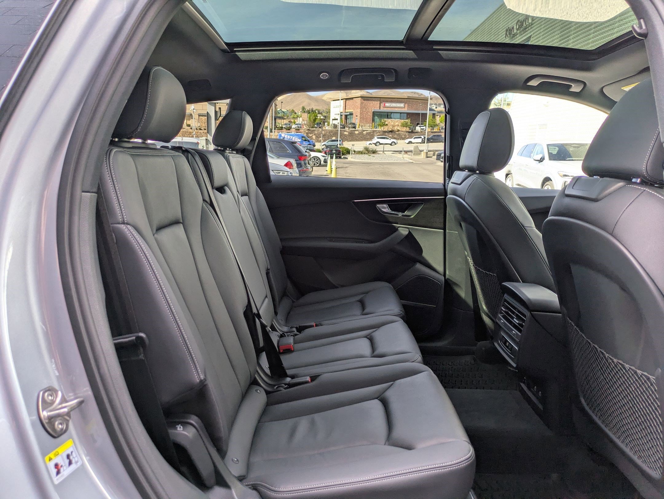 Certified 2025 Audi Q7 2.0T Premium w/ Convenience Plus Package AWD/4WD image 28