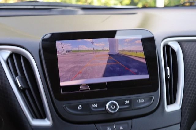 Used 2024 Chevrolet Malibu LT FWD image 16