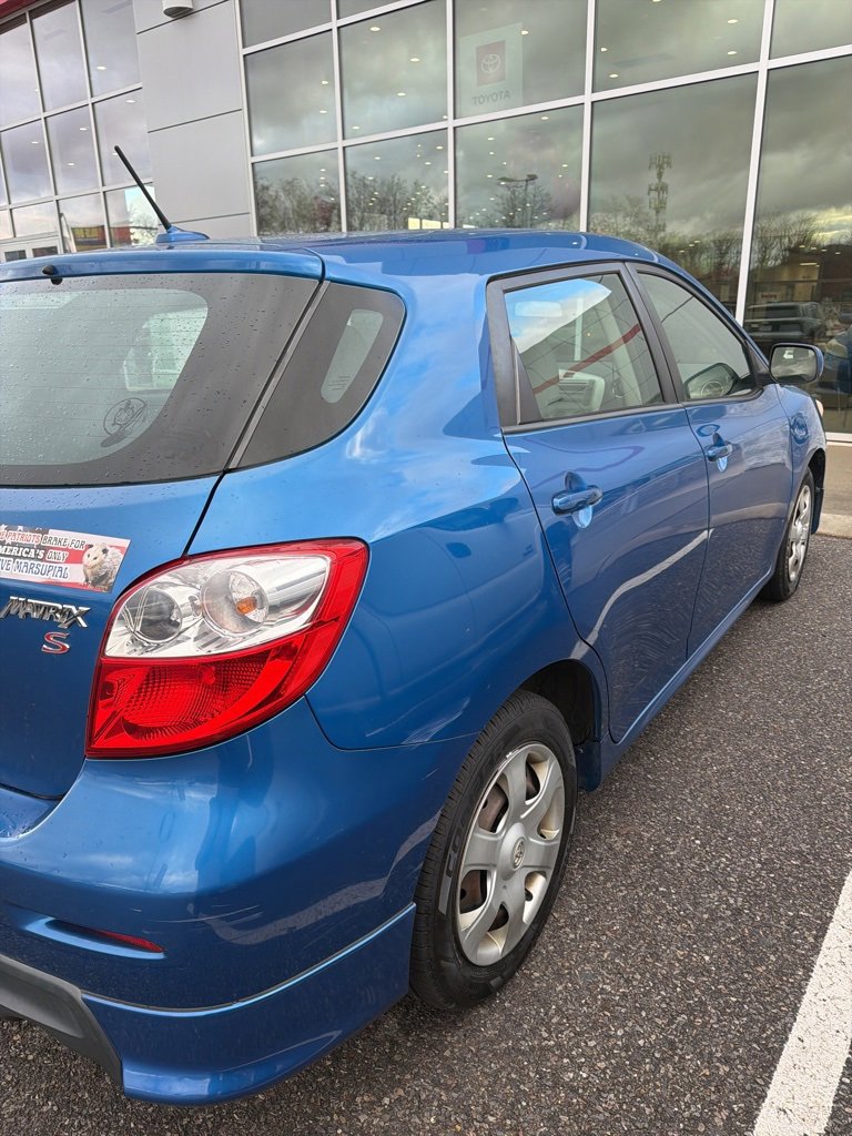 Used 2009 Toyota Matrix S image 3