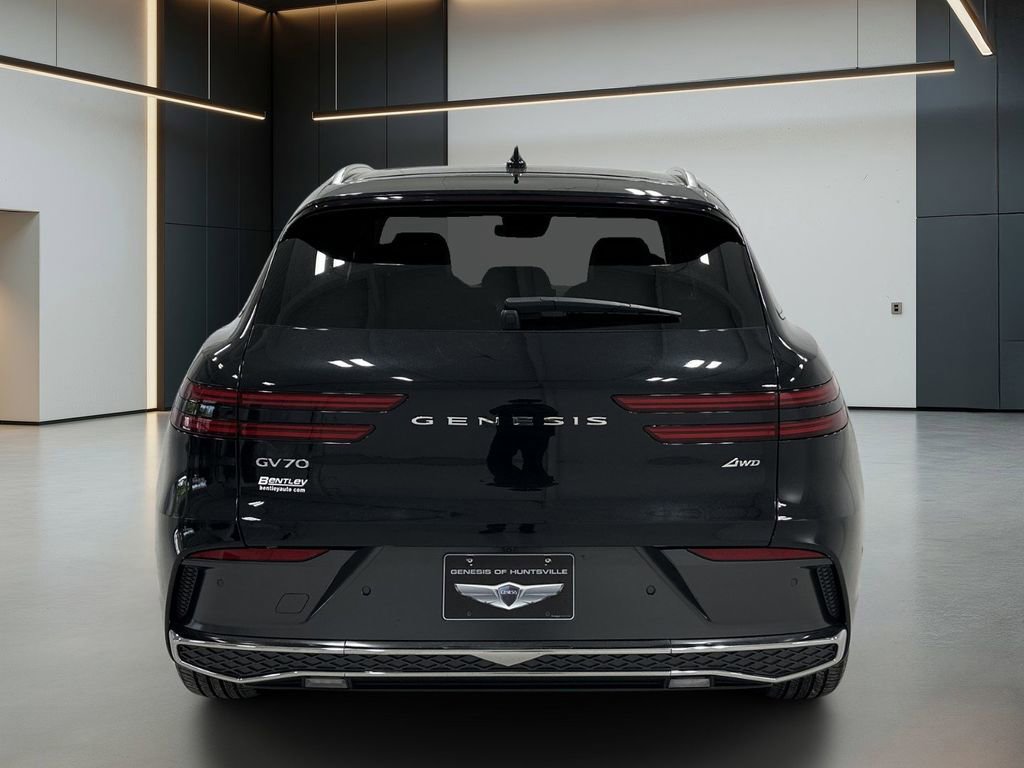 Certified 2026 Genesis GV70 2.5T Advanced AWD/4WD image 5