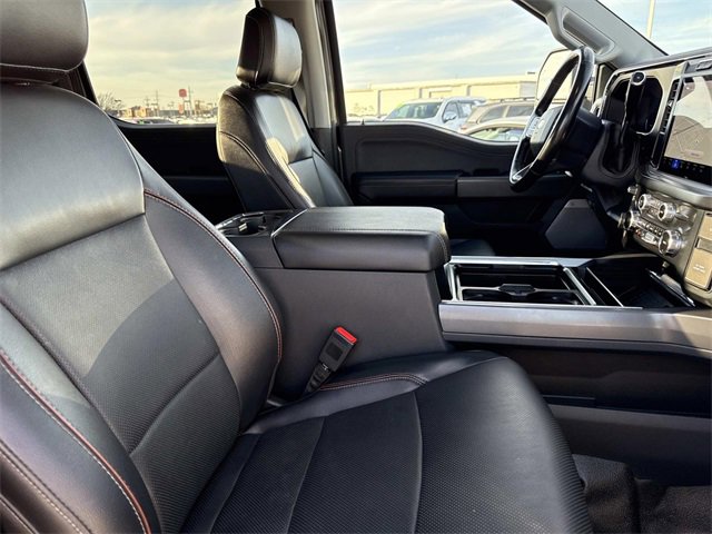 Used 2023 Ford F350 Lariat w/ Chrome Package image 21