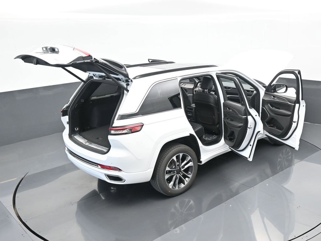 Used 2024 Jeep Grand Cherokee Overland image 63