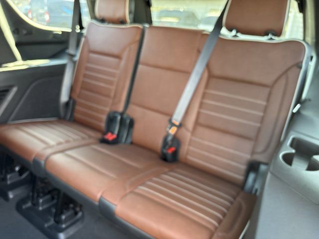 Used 2023 GMC Yukon Denali Ultimate image 17