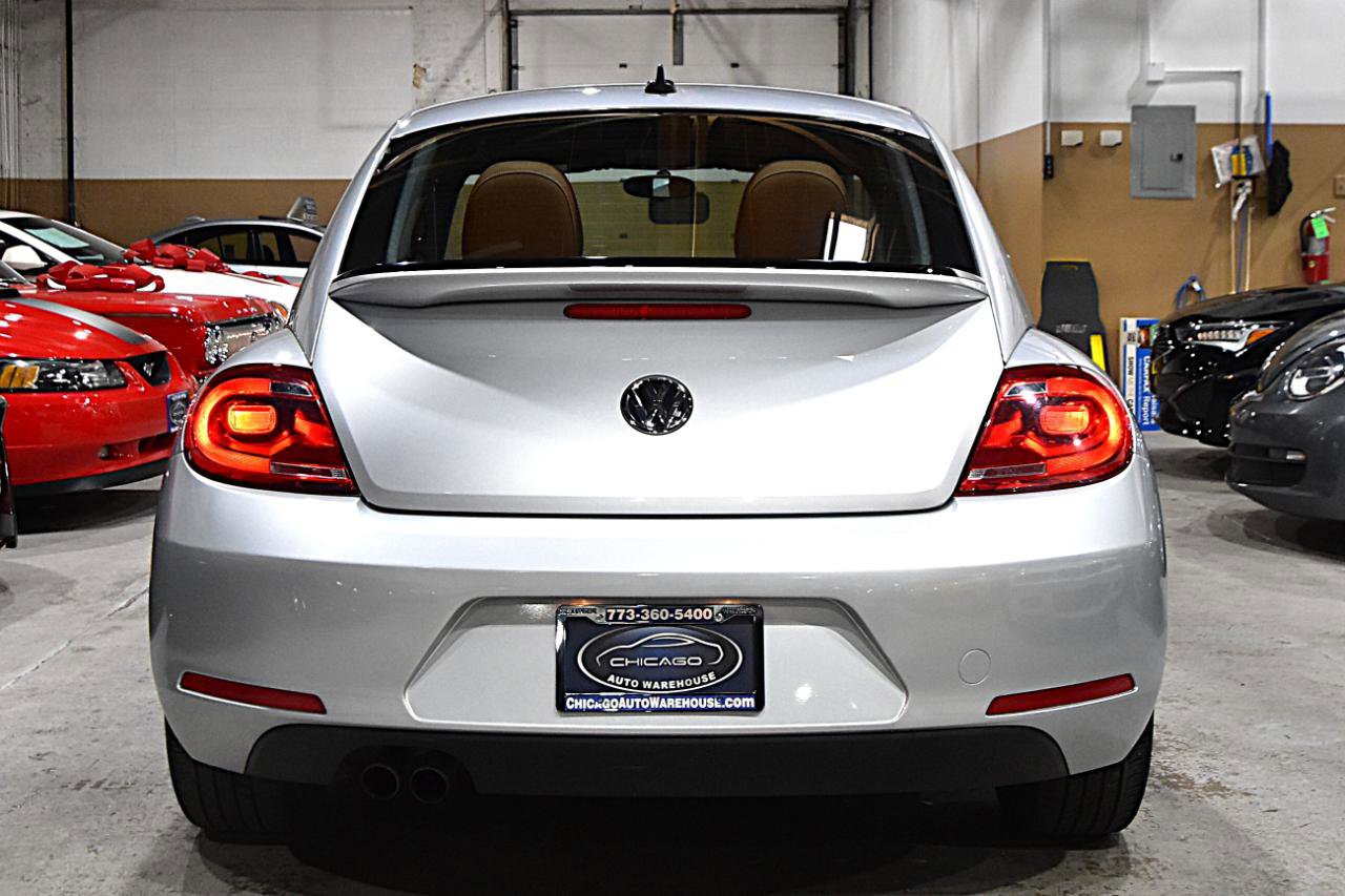 Used 2015 Volkswagen Beetle 1.8T Classic FWD image 5