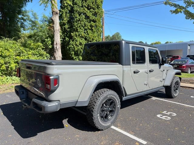 Used 2021 Jeep Gladiator Sport AWD/4WD image 4