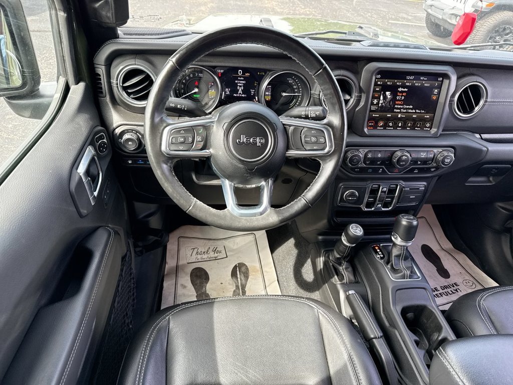 Used 2023 Jeep Wrangler Unlimited Sahara w/ Cold Weather Group AWD/4WD image 14