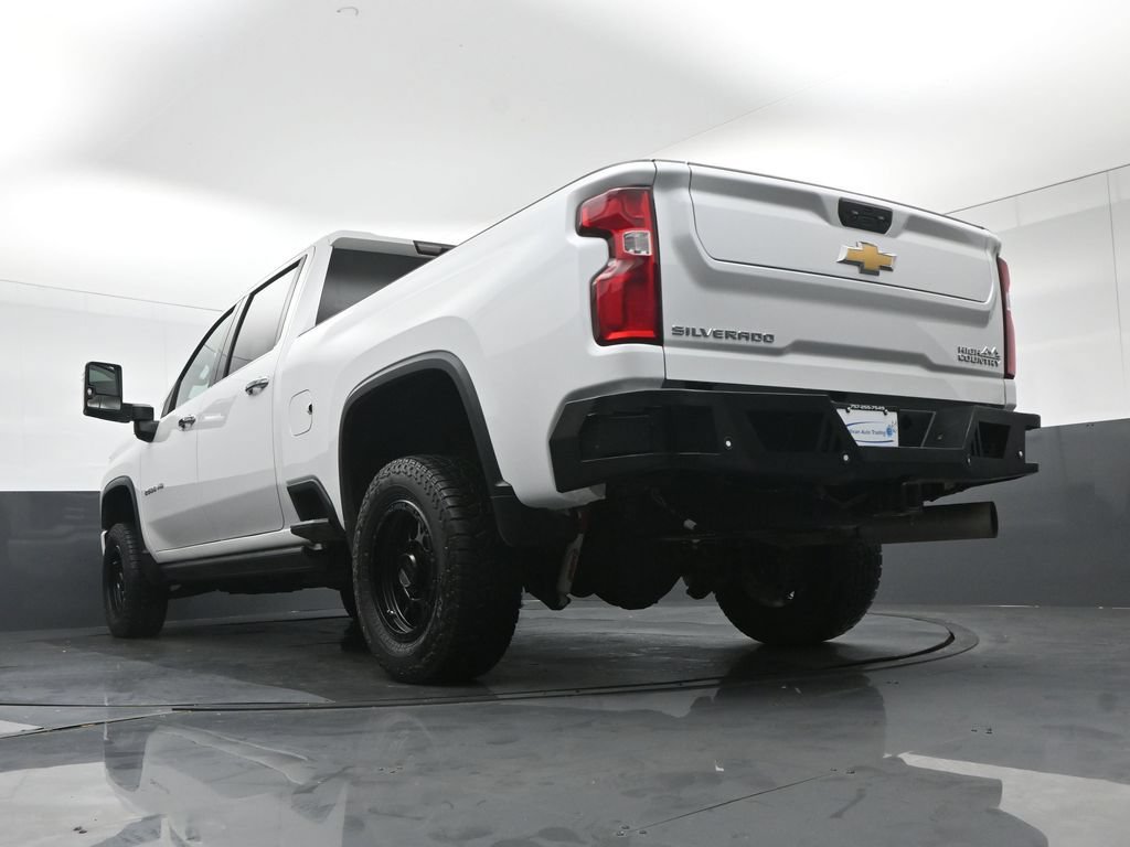 Used 2022 Chevrolet Silverado 2500 High Country w/ Safety Package II AWD/4WD image 80