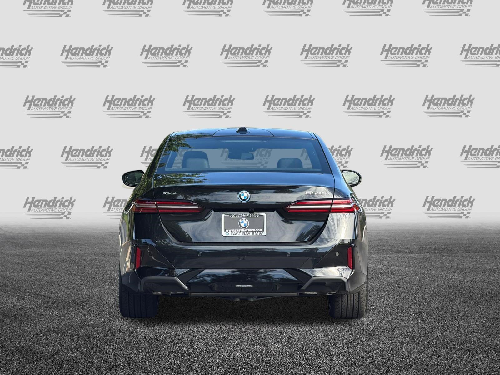 New 2027 BMW 550e xDrive AWD/4WD image 6