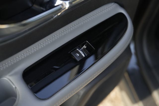 Used 2020 Lincoln Corsair FWD image 26