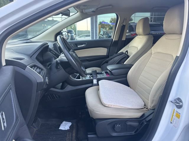 Used 2022 Ford Edge SE w/ Black Appearance Package AWD/4WD image 17