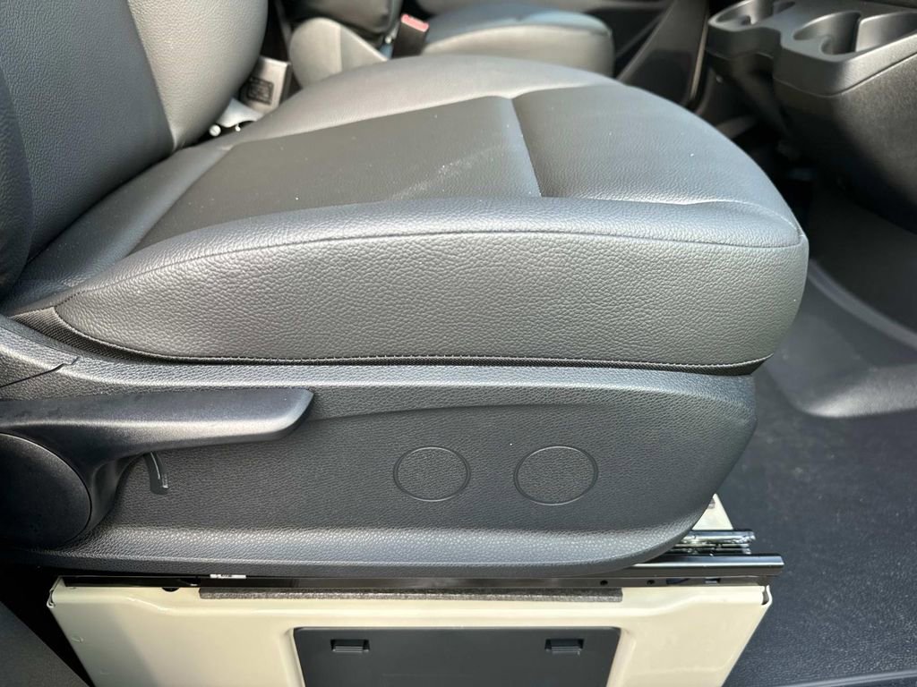 New 2025 Mercedes-Benz Sprinter 2500 image 12