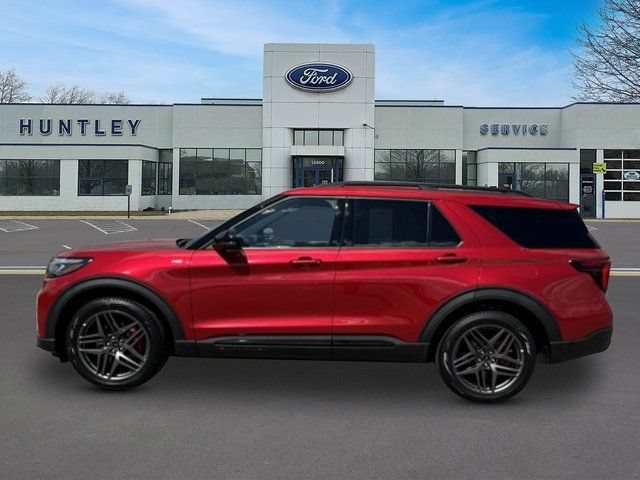 Used 2025 Ford Explorer ST-Line w/ Premium Package AWD/4WD image 6