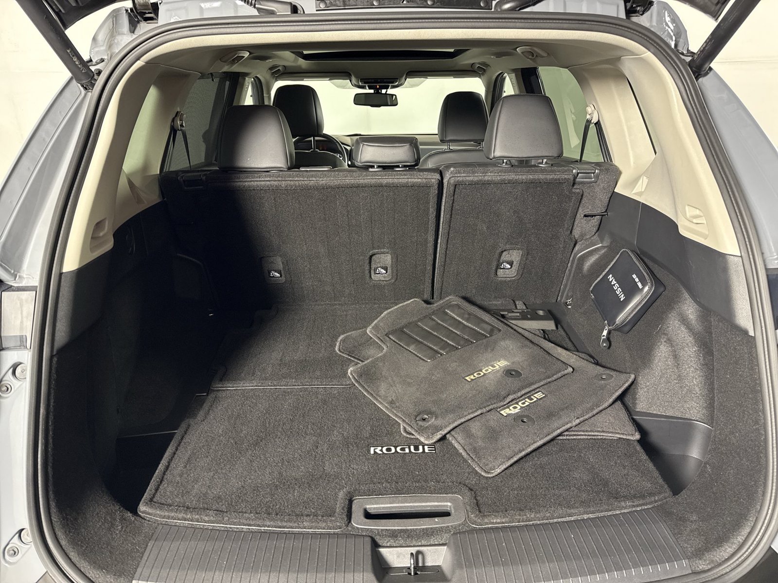 Certified 2023 Nissan Rogue SL w/ SL Premium Package AWD/4WD image 36