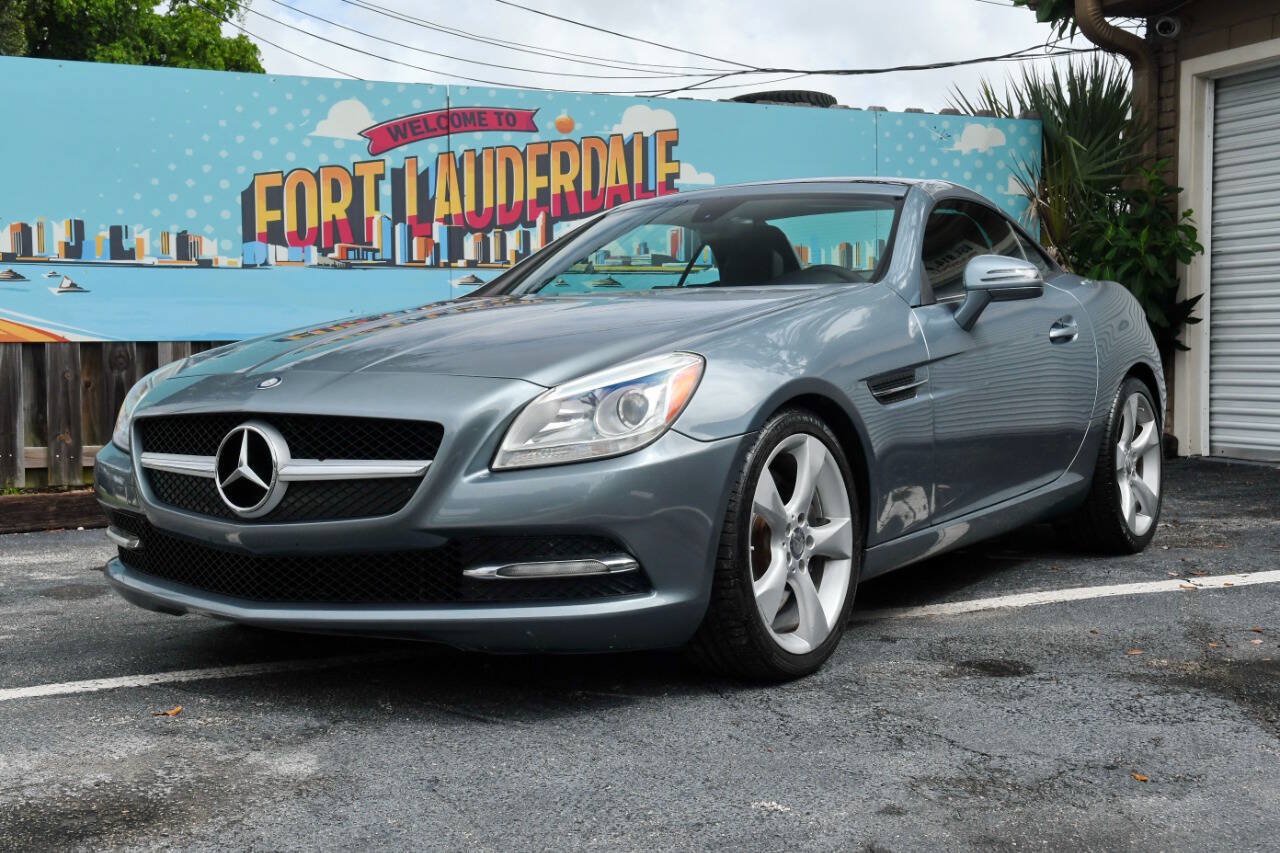 Used 2012 Mercedes-Benz SLK 350 image 2