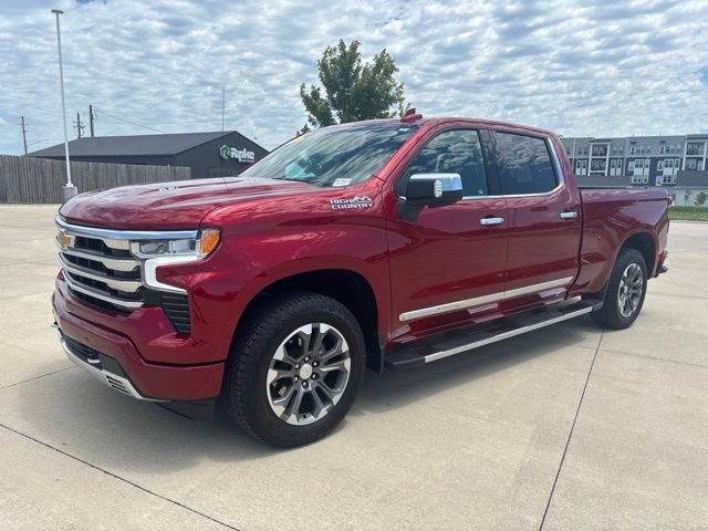 Used 2025 Chevrolet Silverado 1500 High Country AWD/4WD image 38