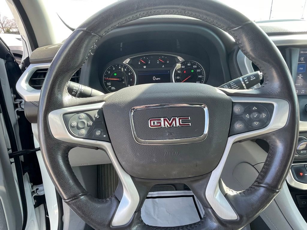 Used 2022 GMC Acadia SLT w/ Preferred Package FWD image 13