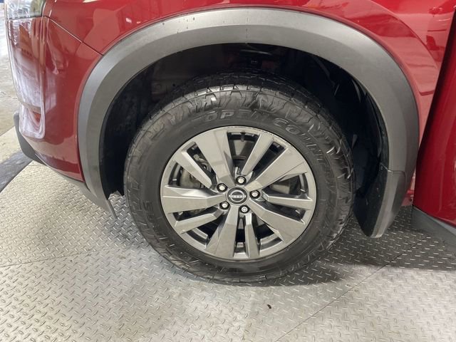 Used 2022 Nissan Pathfinder SV image 10