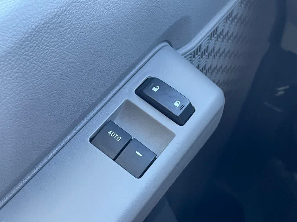 New 2024 Ford E-450 and Econoline 450 Super Duty w/ Power Windows & Locks Group RWD image 14
