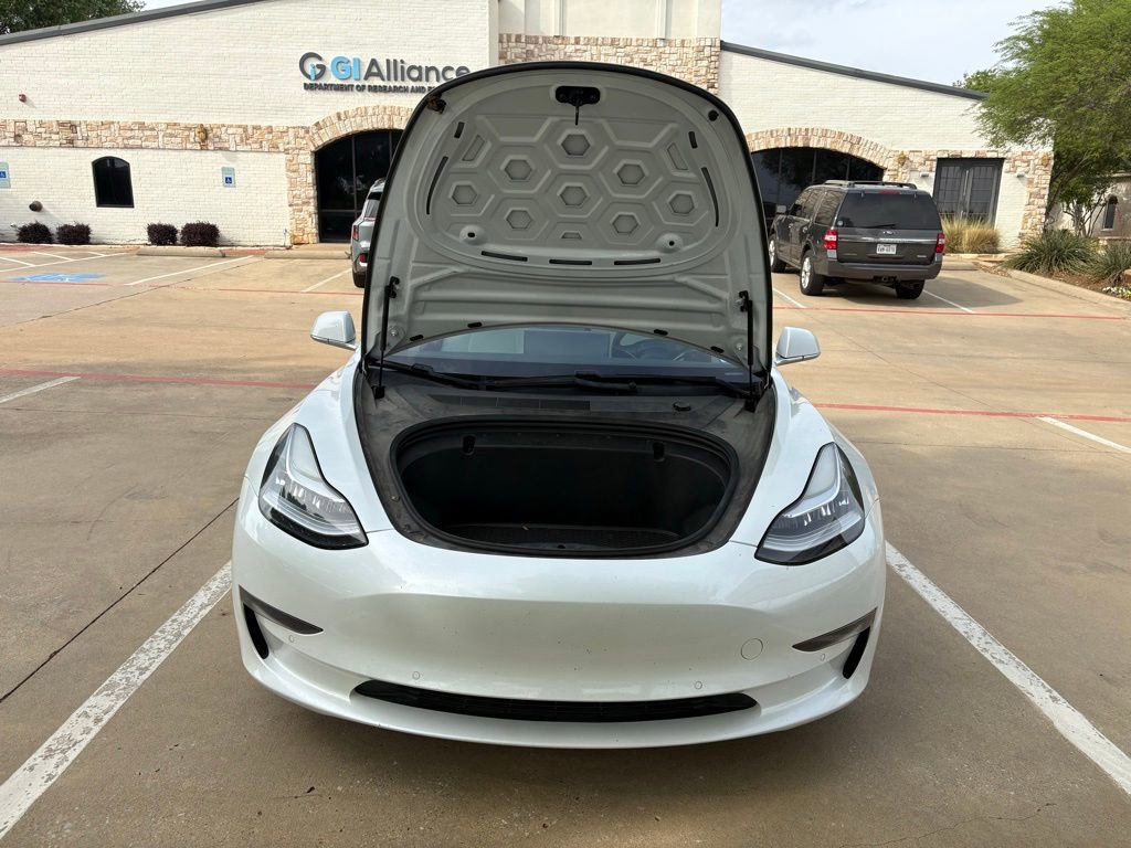 Used 2020 Tesla Model 3 Performance image 16