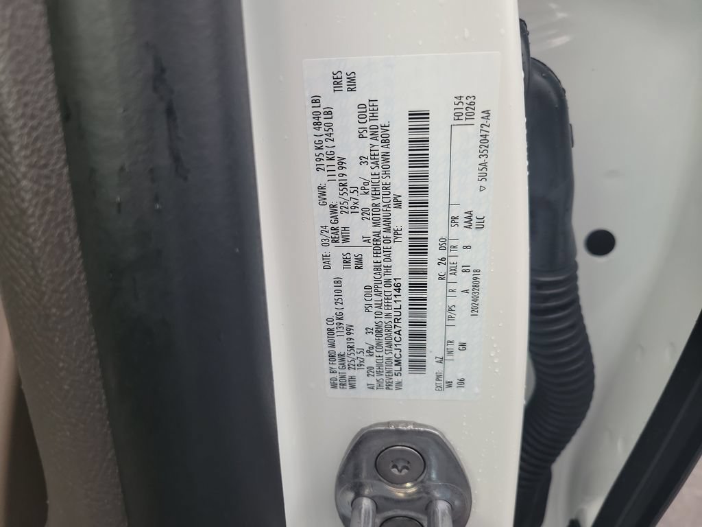 Used 2024 Lincoln Corsair FWD w/ Equipment Group 101A image 40