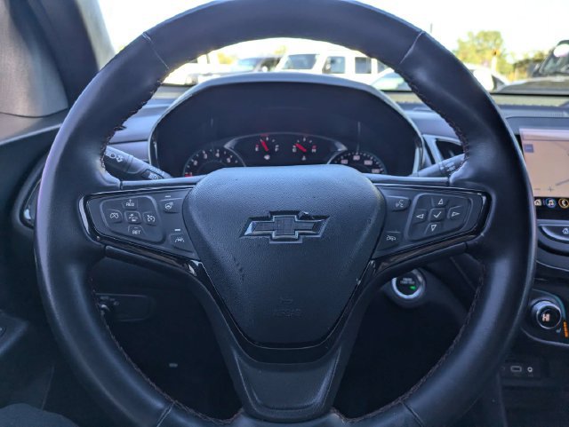 Used 2023 Chevrolet Equinox RS w/ RS Leather Package FWD image 29