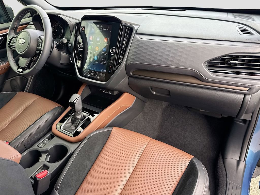 Certified 2025 Subaru Forester Touring w/ Popular Package - Touring AWD/4WD image 40