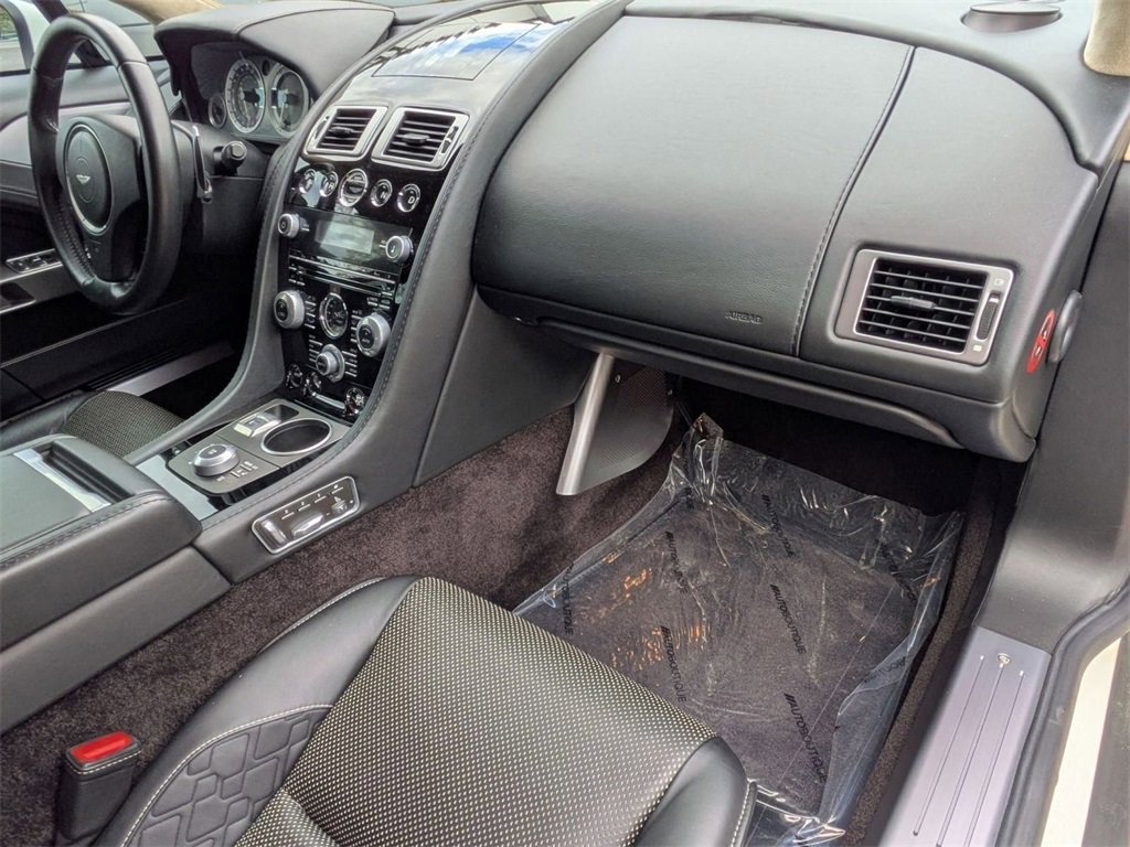 Used 2015 Aston Martin Rapide S image 27