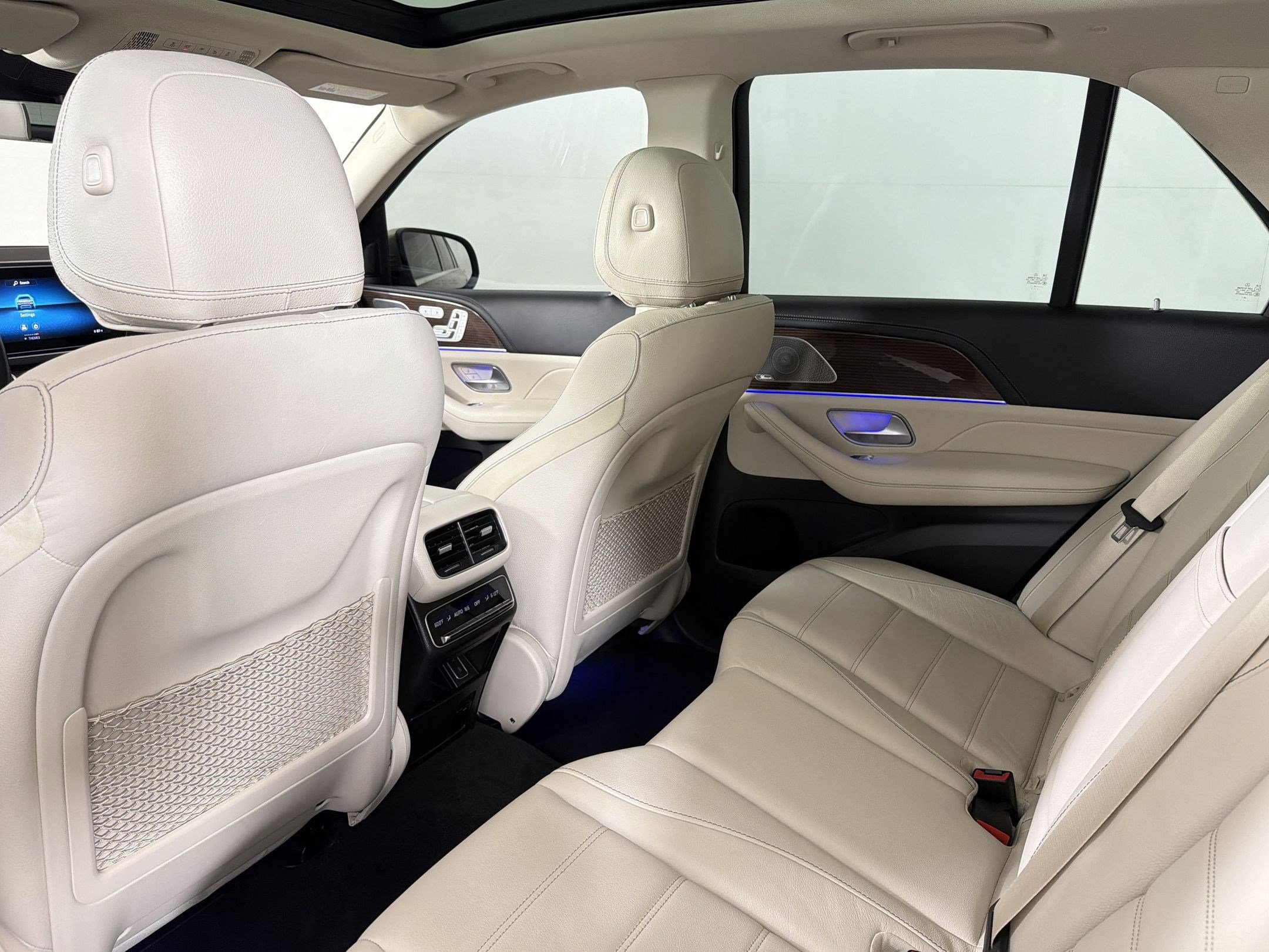 Used 2021 Mercedes-Benz GLE 450 4MATIC image 24