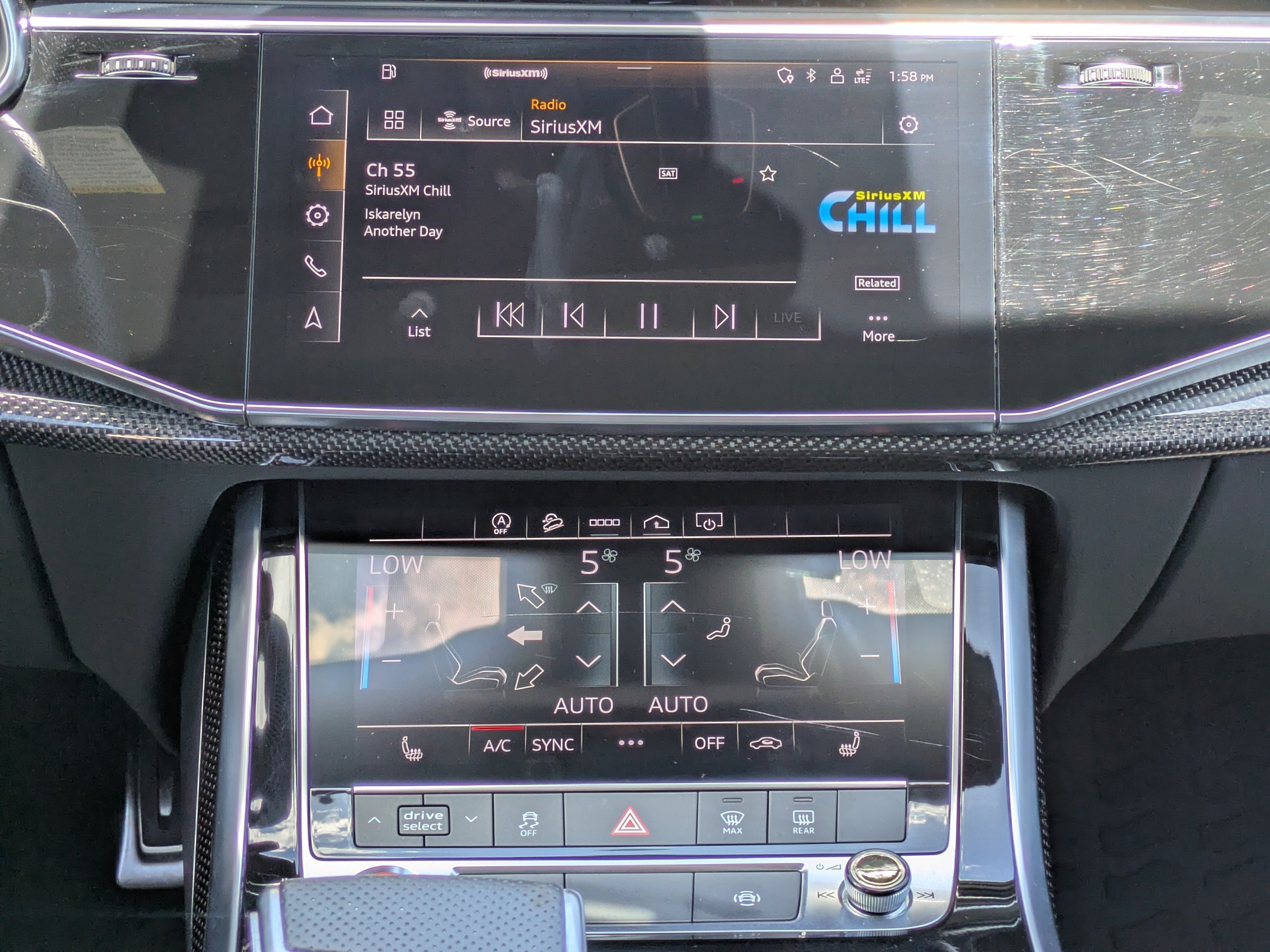 Used 2021 Audi SQ7 Premium Plus AWD/4WD image 17