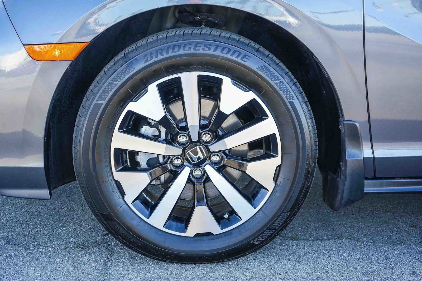 Certified 2025 Honda Odyssey EX-L image 11