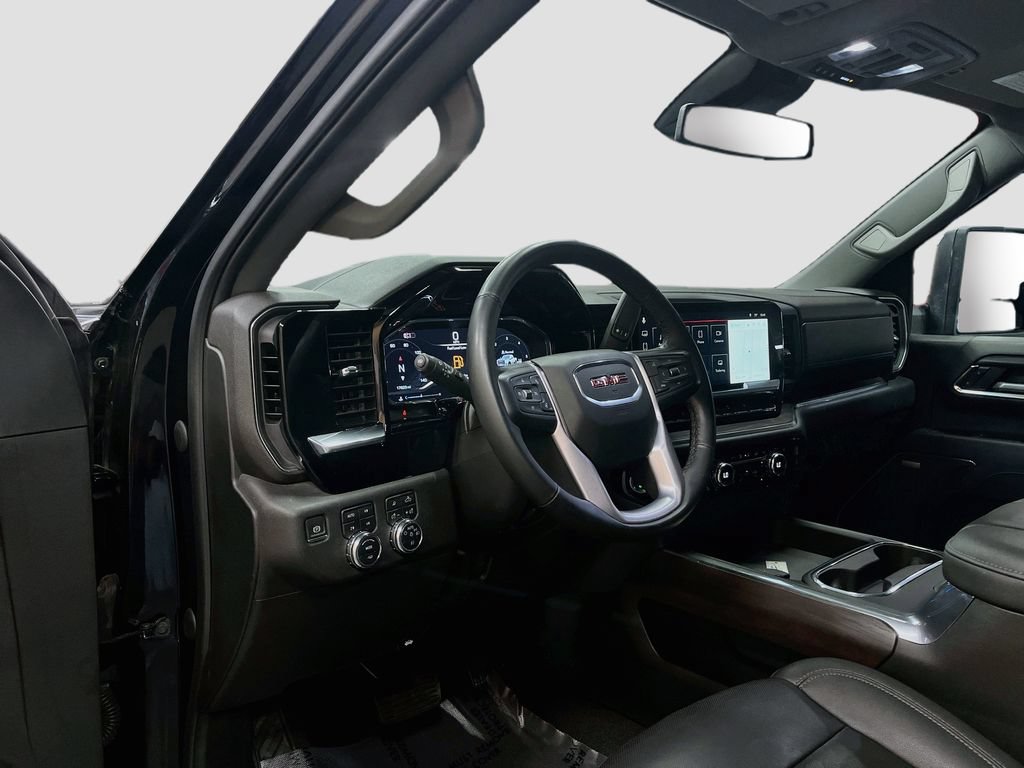 Used 2024 GMC Sierra 2500 SLT w/ SLT Premium Package AWD/4WD image 9