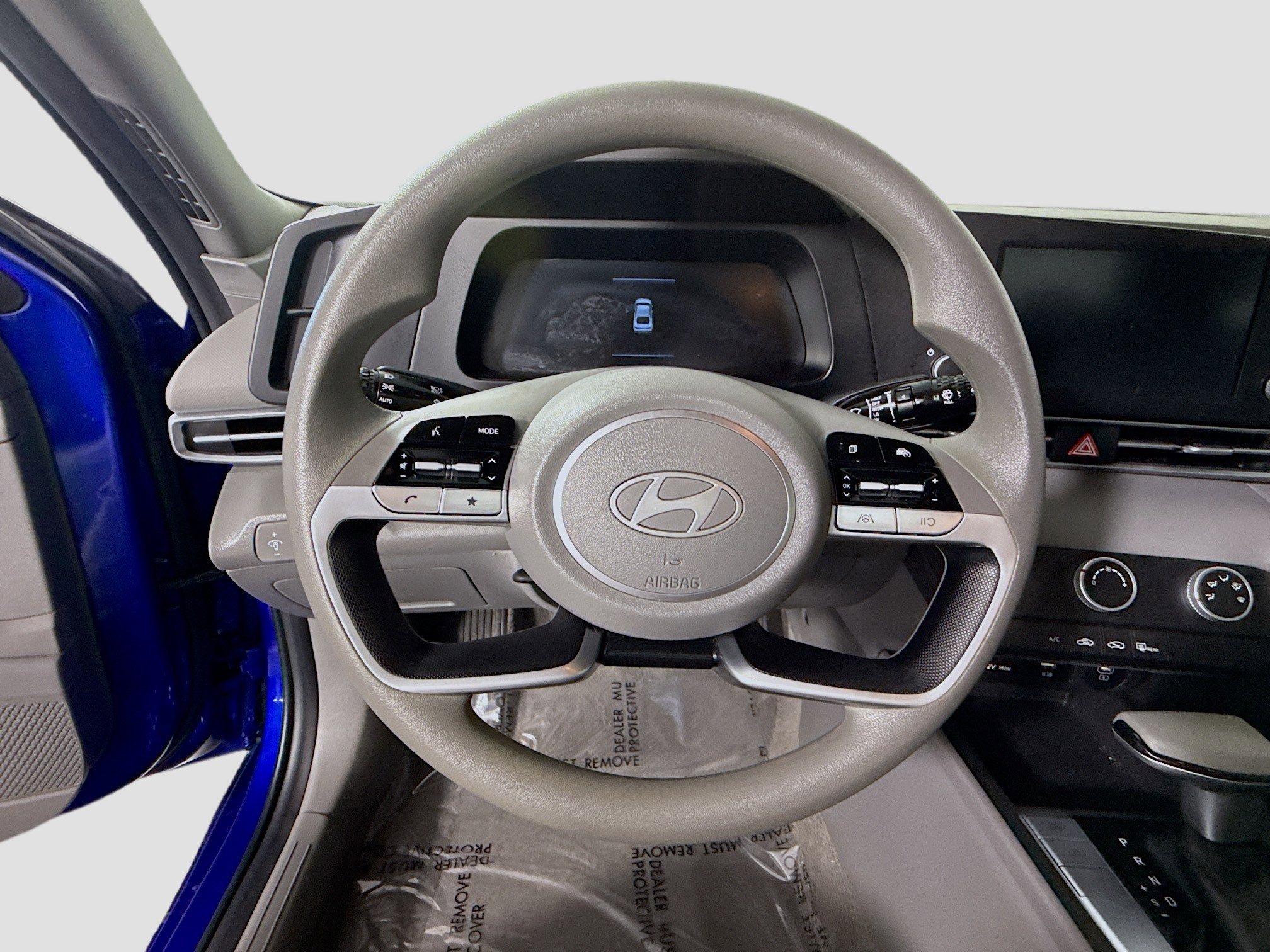 Used 2024 Hyundai Elantra SE image 13