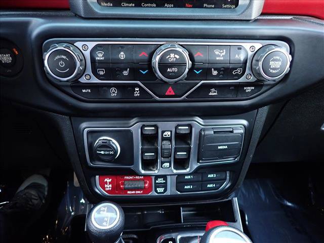 Used 2023 Jeep Gladiator Rubicon w/ Cold Weather Group AWD/4WD image 16