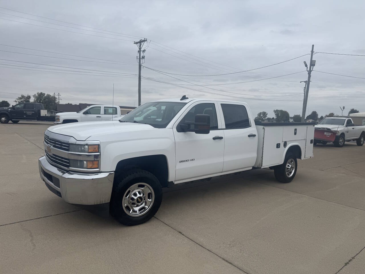 Used 2015 Chevrolet Silverado 2500 W/T w/ WT Convenience Package AWD/4WD image 3