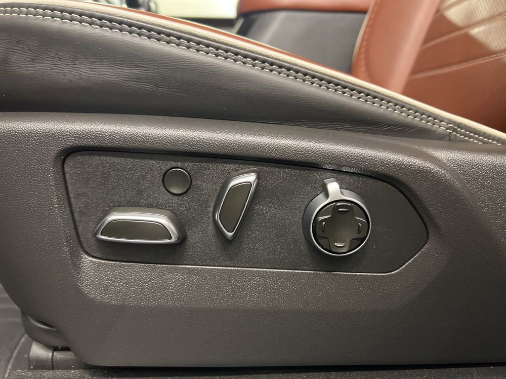 Used 2025 GMC Sierra 1500 Denali Ultimate image 30