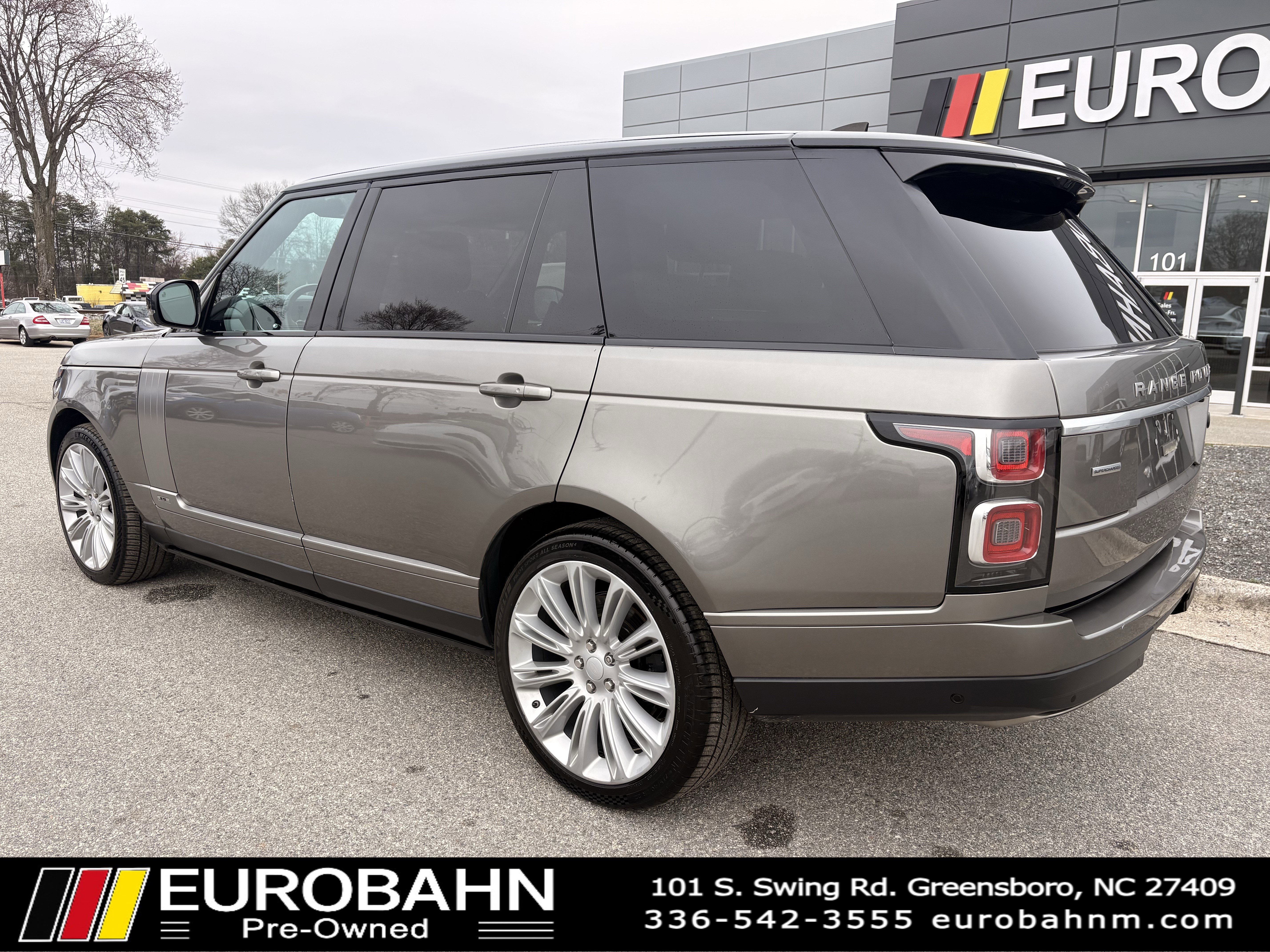 Used 2019 Land Rover Range Rover Long Wheelbase Supercharged image 28