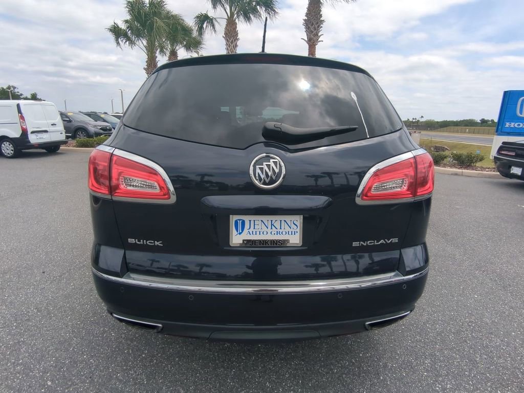 Used 2017 Buick Enclave Leather image 5