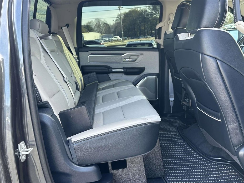 Used 2022 RAM 1500 Limited image 7