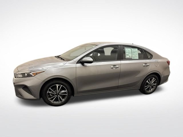 Certified 2024 Kia Forte LXS FWD image 8