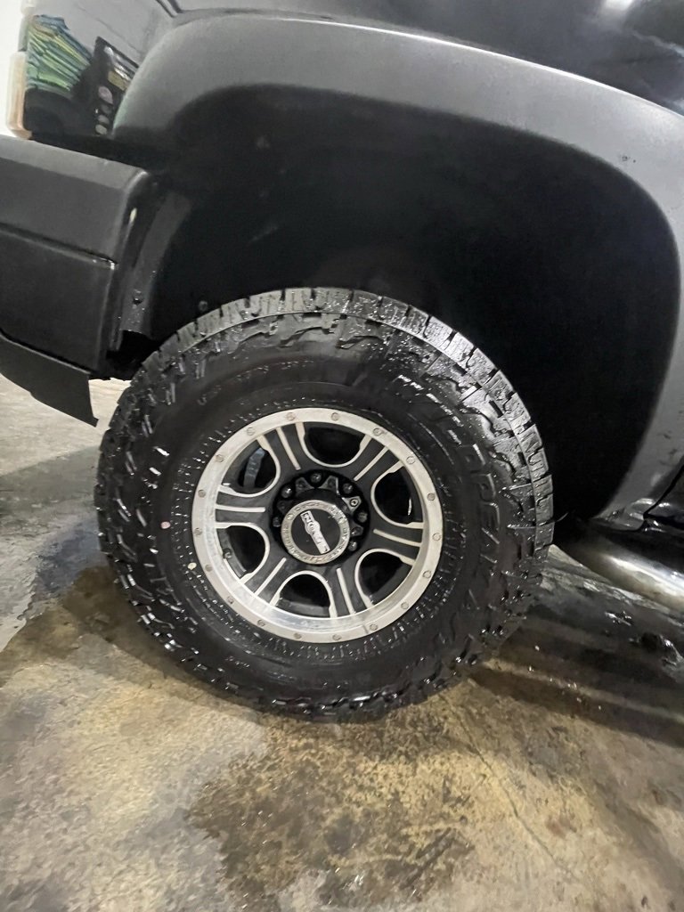 Used 2007 Chevrolet Silverado 2500 LT w/ Heavy-Duty Power Package image 38