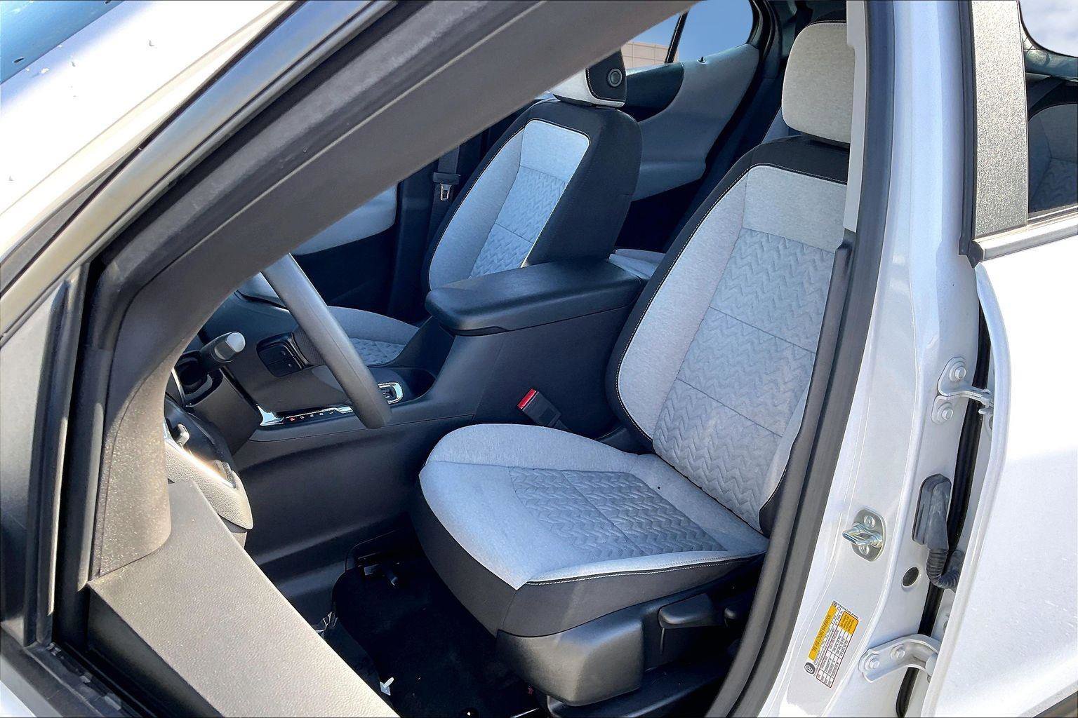 Used 2024 Chevrolet Equinox LS w/ LPO, Cargo Package image 24