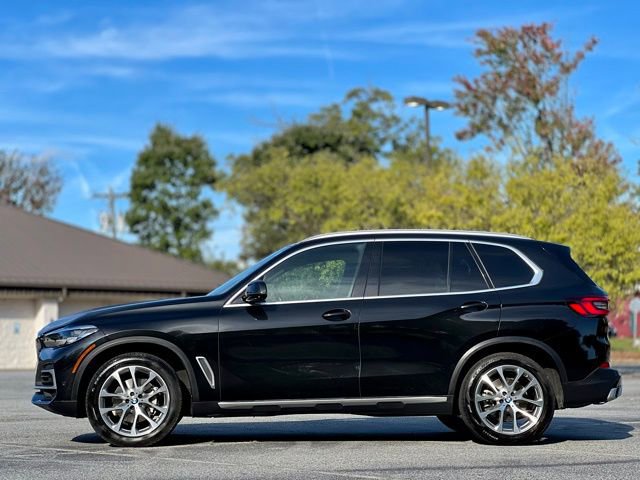 Used 2022 BMW X5 sDrive40i w/ Parking Assistance Package image 12