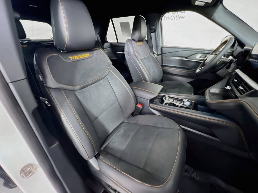 New 2026 Ford Explorer Tremor w/ Tremor Convenience Package AWD/4WD image 18