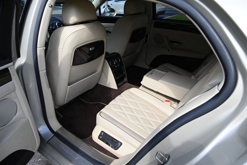 Used 2016 Bentley Flying Spur V8 AWD/4WD image 24