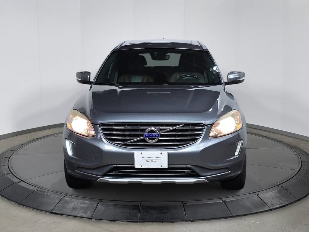 Used 2016 Volvo XC60 T5 Premier w/ Proximity Package FWD image 10