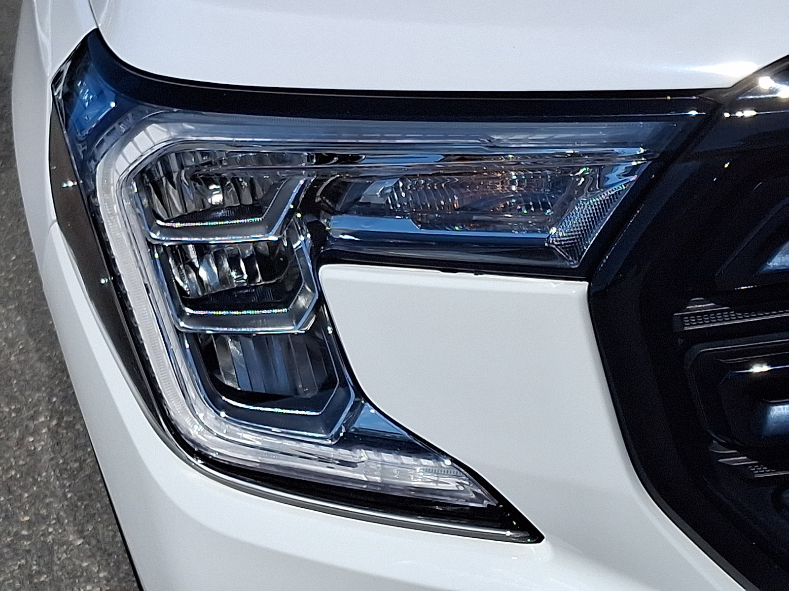 Certified 2023 GMC Terrain SLE w/ Driver Convenience Package AWD/4WD image 9