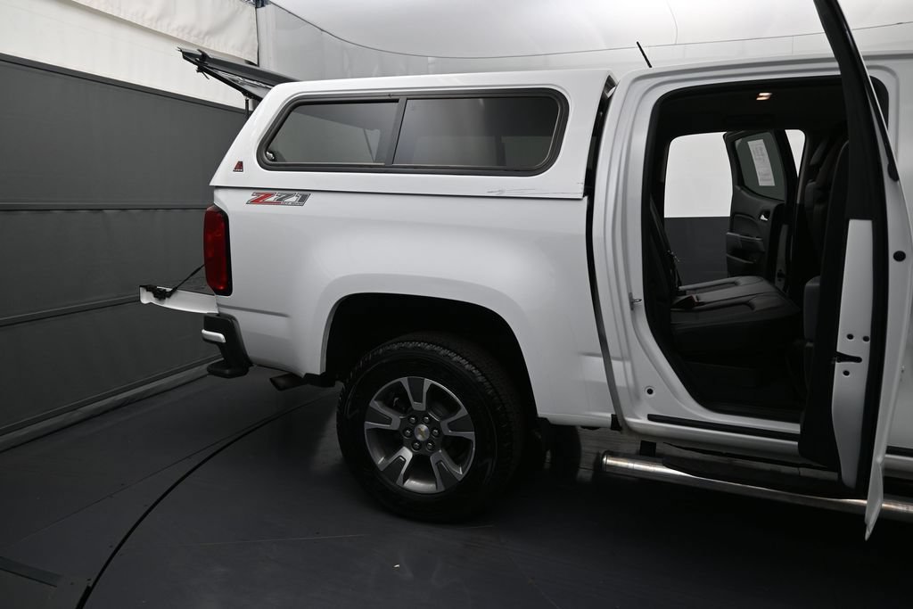 Used 2019 Chevrolet Colorado Z71 AWD/4WD image 10